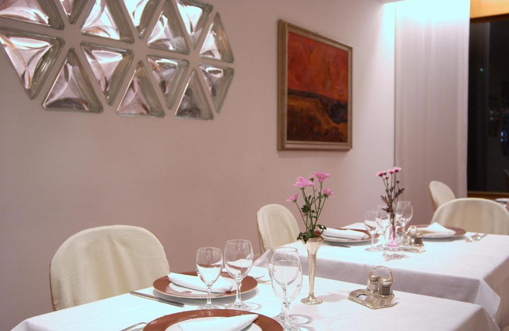 Hotel Piccolo Mondo Torbole Sul Garda Esterno foto